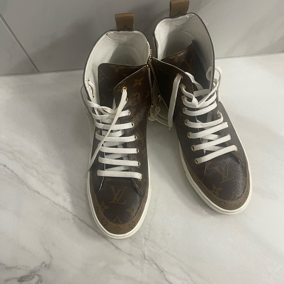 Louis Vuitton Stellar Hi Top Monogram Sneakers Sz 38 - Picture 2 of 6